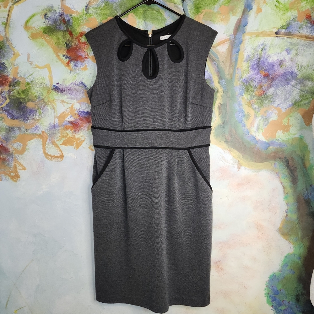 EUC Sandra Darren Grey and Black Sheath Loft BouclDress with Cutouts and Pockets
